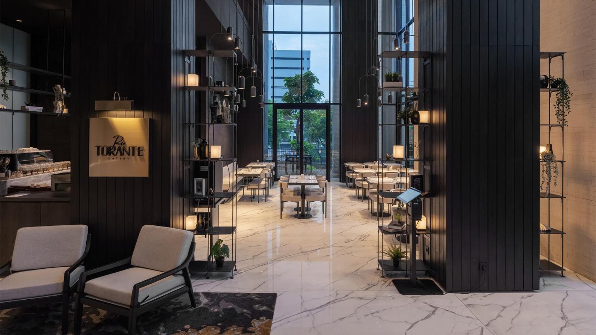 Rez Hotel Semarang Exterior photo